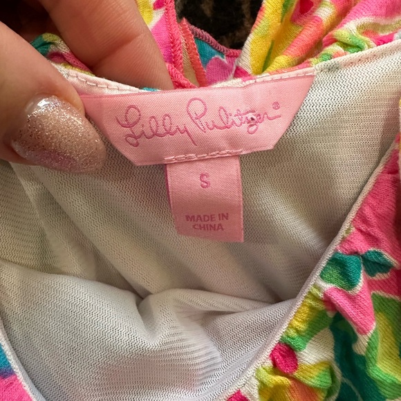 Lilly Pulitzer Vibrant Pink and Green romper. - Picture 6 of 9